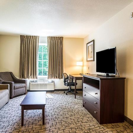 Cobblestone Hotel & Suites - Greenville المظهر الخارجي الصورة