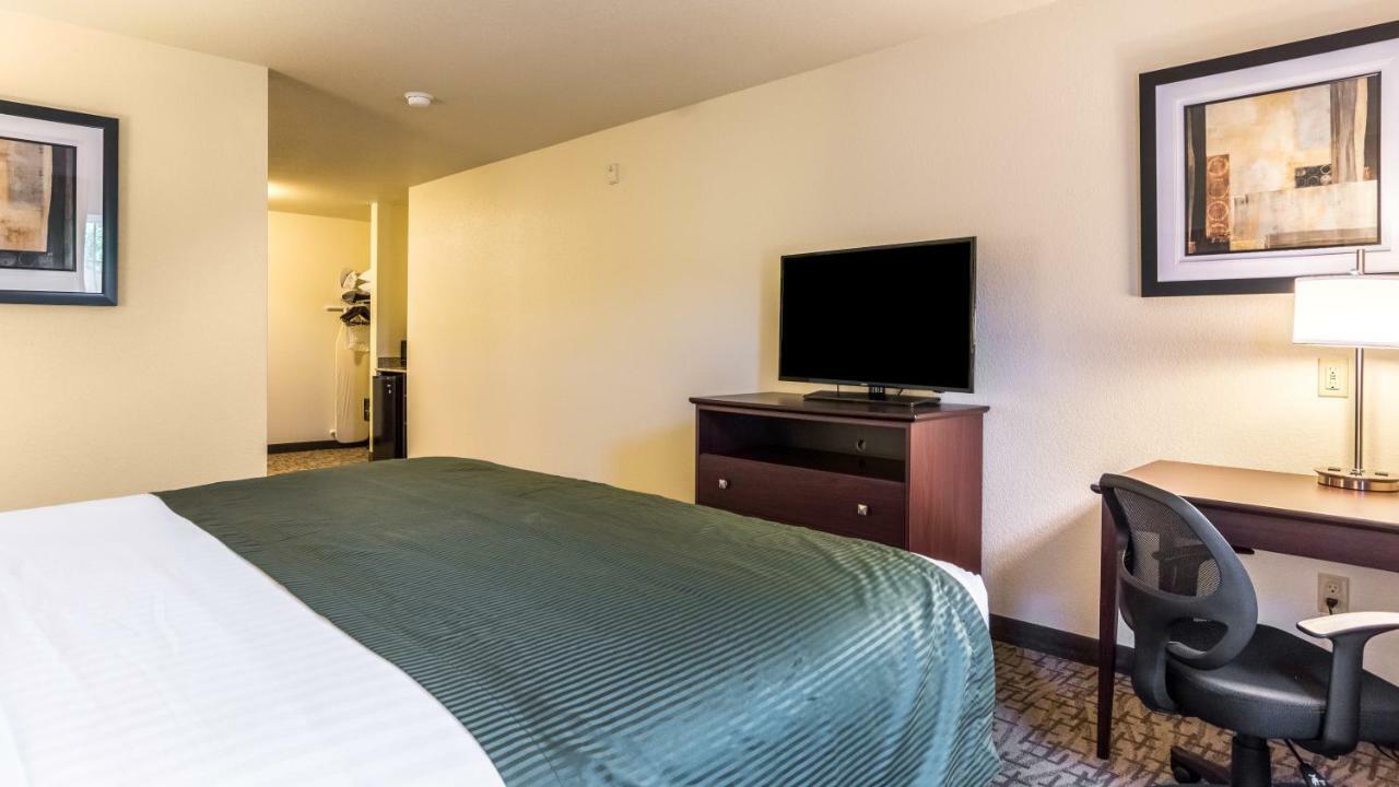 Cobblestone Hotel & Suites - Greenville المظهر الخارجي الصورة