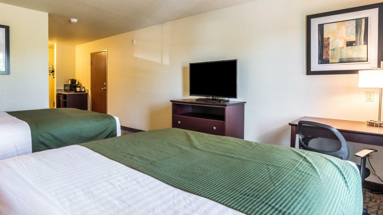 Cobblestone Hotel & Suites - Greenville المظهر الخارجي الصورة